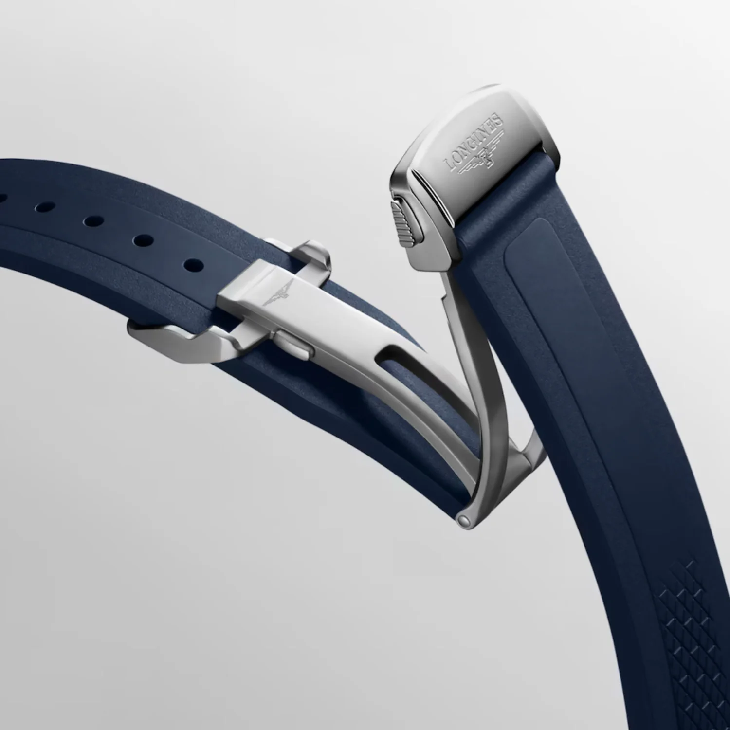 Longines - Conquest 38 mm Automatic Sunray Blue Dial Rubber Strap - L37204929 - Image 3