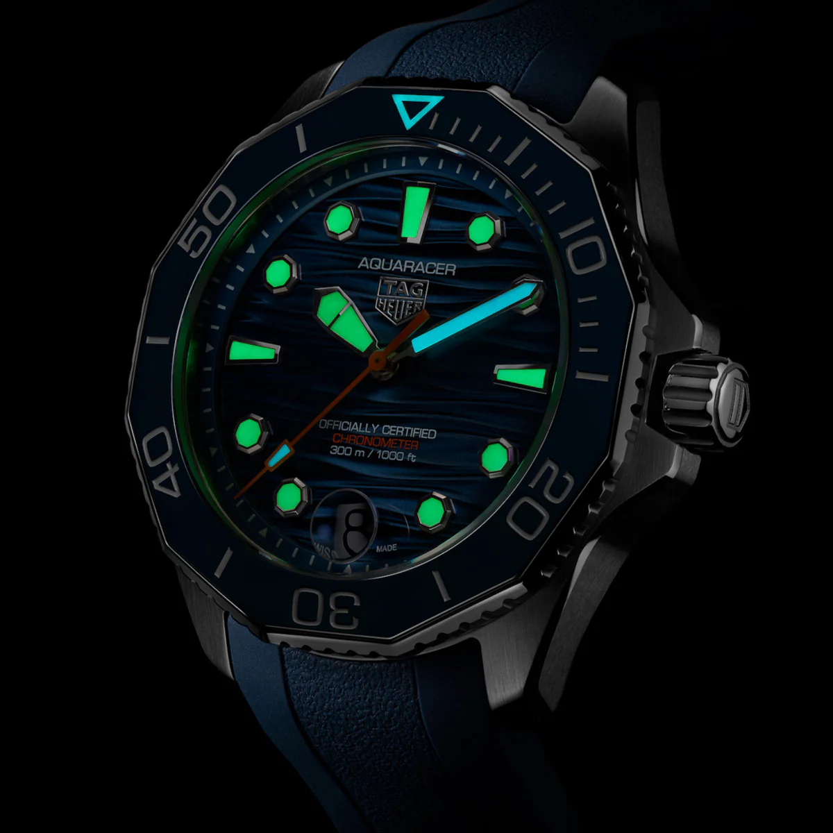 TAG Heuer - Aquaracer 42 mm 300 Chronometer Diver Blue Rubber - WBP5111.FT6259 - Image 4